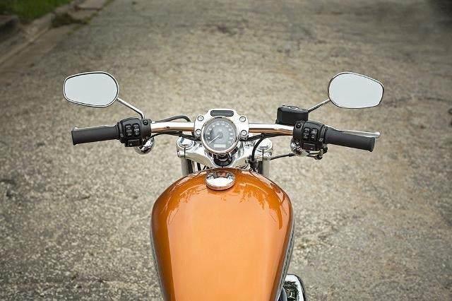 2016 Harley Davidson 1200 Custom Base