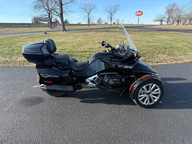 2017 CAN-AM Spyder F3 Limited Base