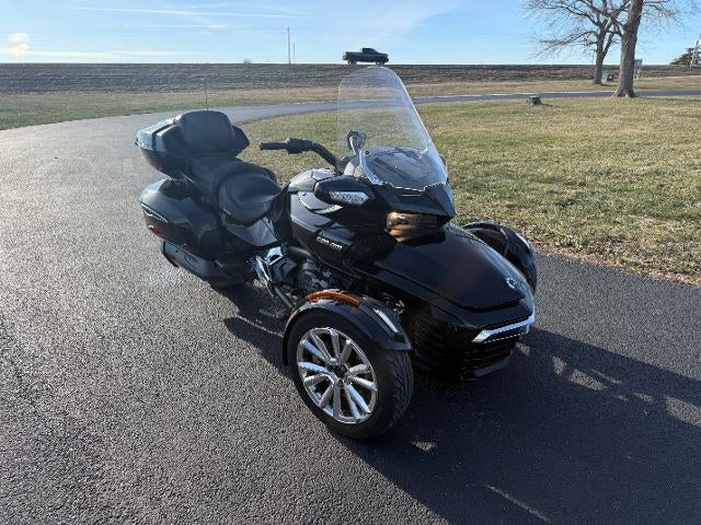 2017 CAN-AM Spyder F3 Limited Base