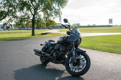2024 Indian Motorcycle Sport Chief Base