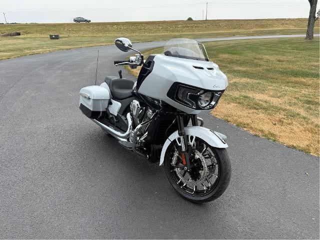 2025 Indian Motorcycle Challenger® Limited Base