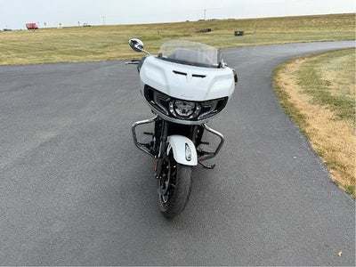 2025 Indian Motorcycle Challenger® Limited Base