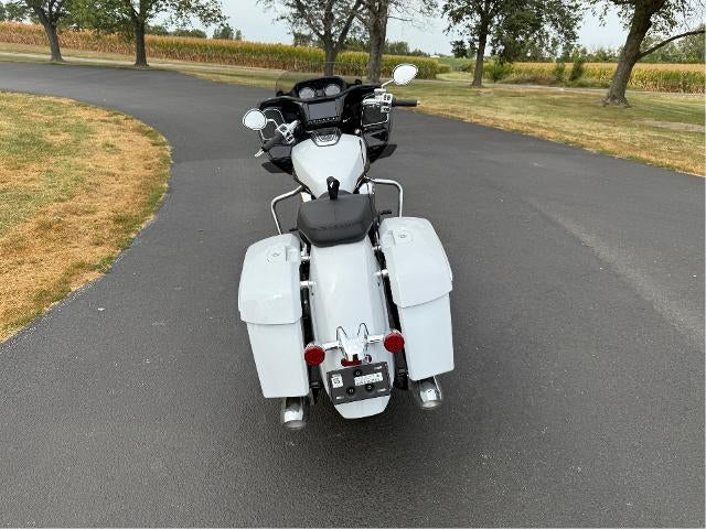 2025 Indian Motorcycle Challenger® Limited Base