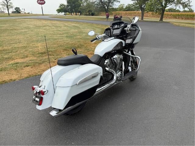 2025 Indian Motorcycle Challenger® Limited Base