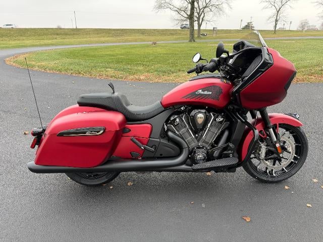 2026 Indian Motorcycle Challenger® Dark Horse® Base