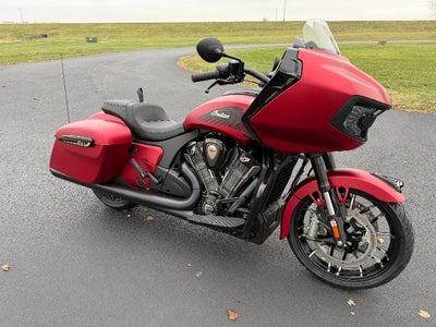 2026 Indian Motorcycle Challenger® Dark Horse® Base