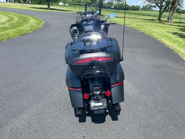 2025 Indian Motorcycle Pursuit® Dark Horse® with 112 and Powerband Audi Base