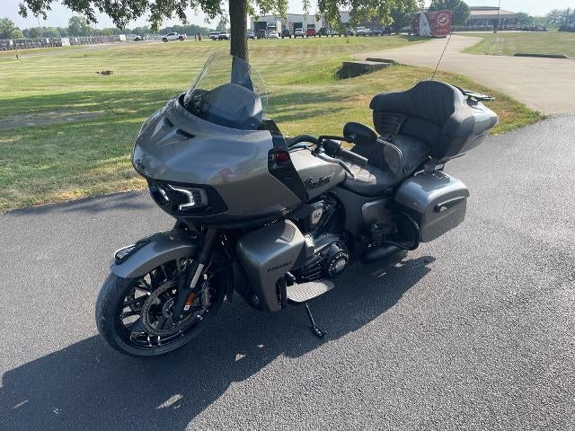 2025 Indian Motorcycle Pursuit® Dark Horse® with 112 Base