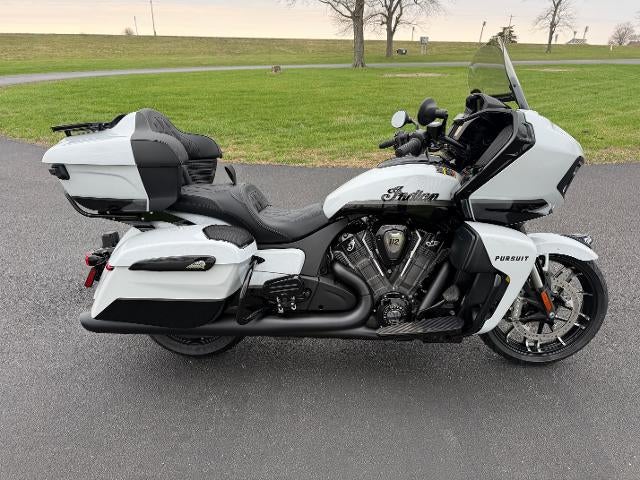 2026 Indian Motorcycle Pursuit® Dark Horse® with 112 and Powerband Audi Base