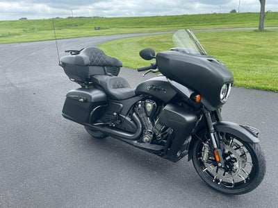 2025 Indian Motorcycle Roadmaster® PowerPlus Dark Horse® Base