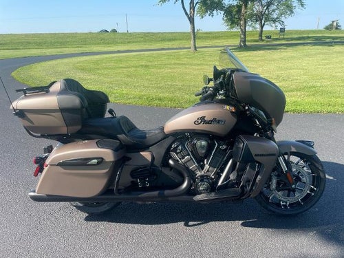 2025 Indian Motorcycle Roadmaster® PowerPlus Dark Horse® with 112 and P Base