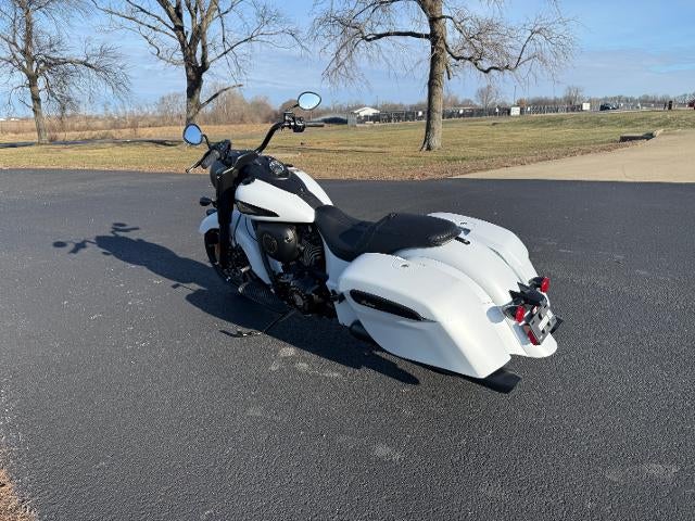 2026 Indian Motorcycle Springfield® Dark Horse® Base