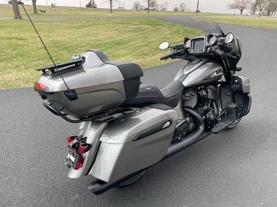 2025 Indian Motorcycle Roadmaster® Dark Horse® with PowerBand Audio Pac Base