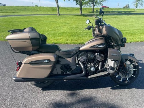 2021 Indian Motorcycle Roadmaster® Dark Horse® Base