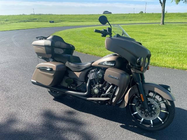 2021 Indian Motorcycle Roadmaster® Dark Horse® Base