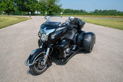 2022 Indian Motorcycle Roadmaster® Trike