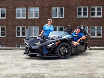 2024 Slingshot Slingshot S w/ Technology Package 1 - Manual Base