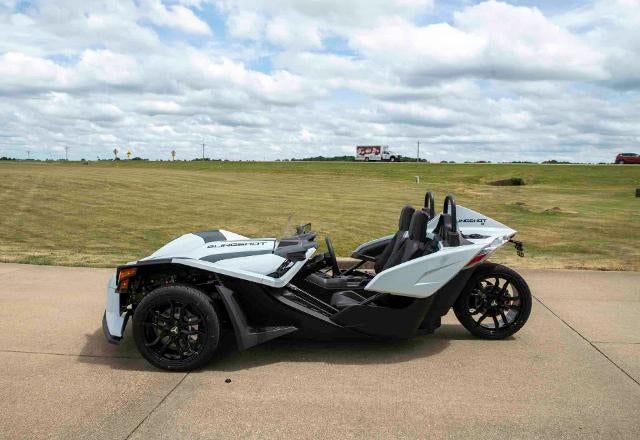 2024 Slingshot Slingshot S w/ Technology Package 1 - Manual Base