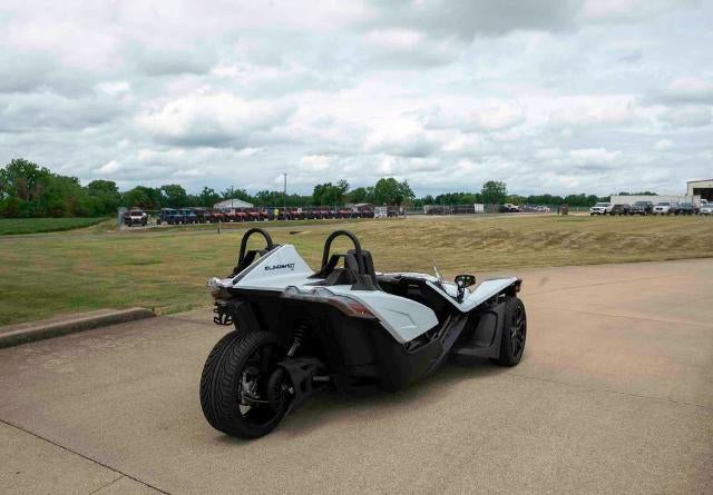 2024 Slingshot Slingshot S w/ Technology Package 1 - Manual Base