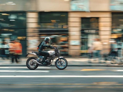 2026 Royal Enfield Guerrilla 450 Base