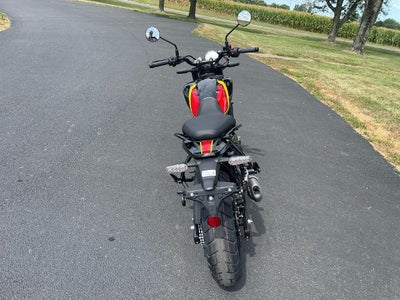 2026 Royal Enfield Guerrilla 450 Base