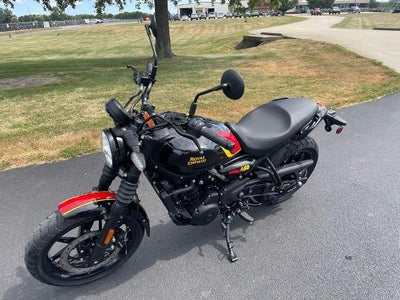 2026 Royal Enfield Guerrilla 450 Base