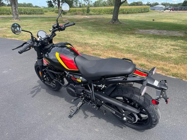 2026 Royal Enfield Guerrilla 450 Base