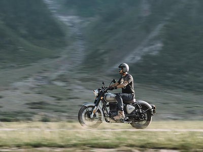 2024 Royal Enfield Classic 350 Base