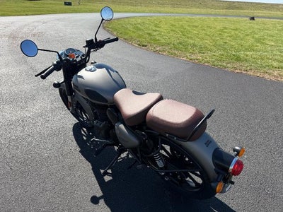 2024 Royal Enfield Classic 350 Base