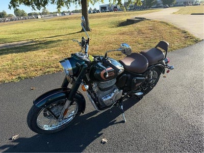 2022 Royal Enfield Classic 350 Base