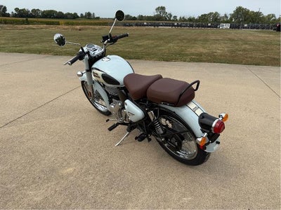 2024 Royal Enfield Classic 350 Base