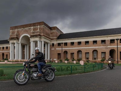 2024 Royal Enfield Bullet 350 Base