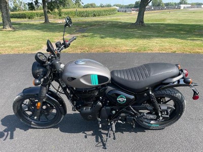 2024 Royal Enfield Hunter 350 Base