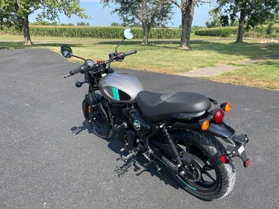 2024 Royal Enfield Hunter 350 Base