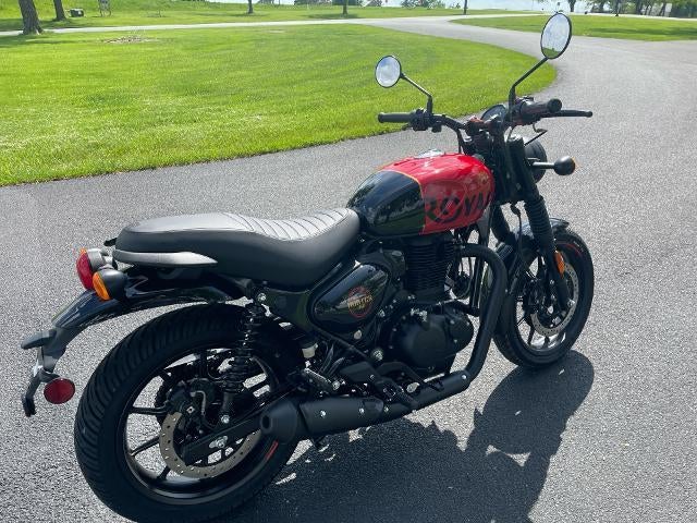 2024 Royal Enfield Hunter 350 Base