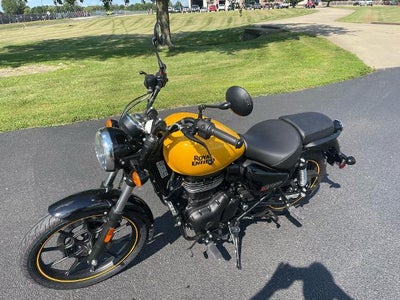 2024 Royal Enfield Meteor 350 Base