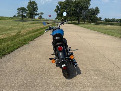 2024 Royal Enfield Meteor 350 Base