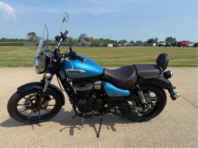 2024 Royal Enfield Meteor 350 Base