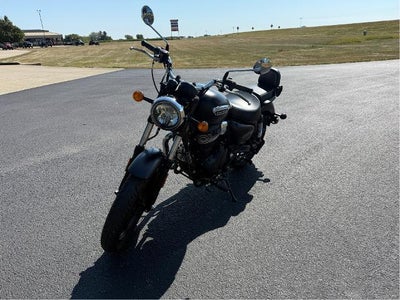 2022 Royal Enfield Meteor 350 Base