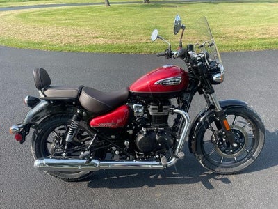 2024 Royal Enfield Meteor 350 Base