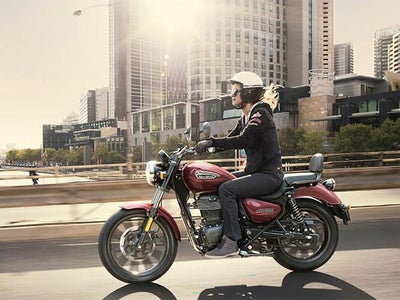 2024 Royal Enfield Meteor 350 Base