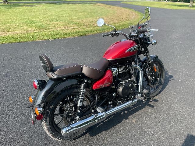 2024 Royal Enfield Meteor 350 Base