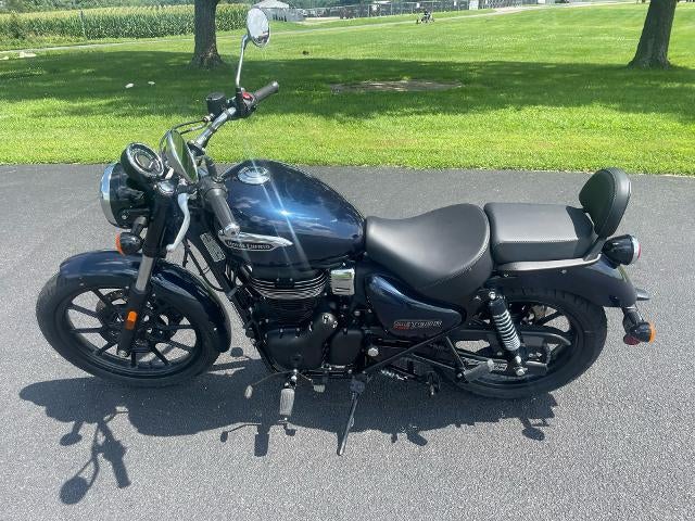 2024 Royal Enfield Meteor 350 Base