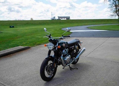2024 Royal Enfield INT650 Base
