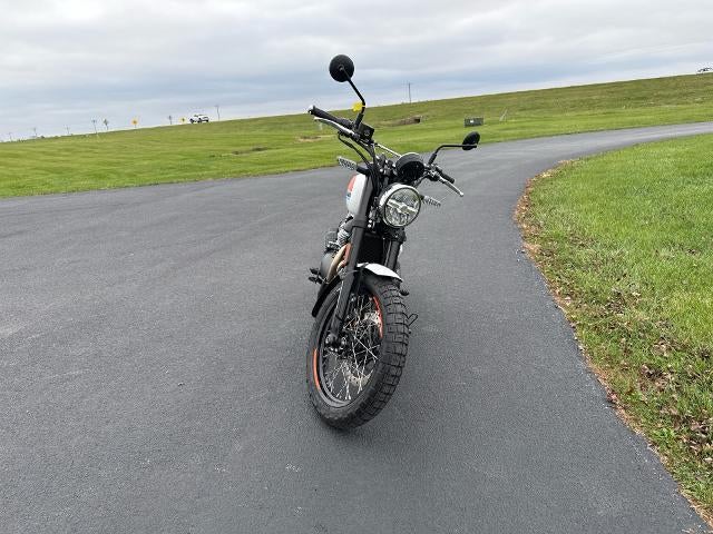 2025 Royal Enfield Bear 650 Base