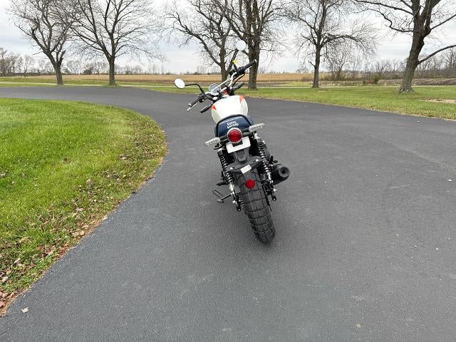 2025 Royal Enfield Bear 650 Base