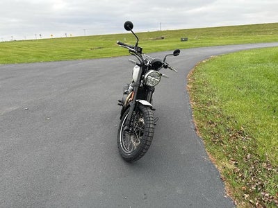 2025 Royal Enfield Bear 650 Base