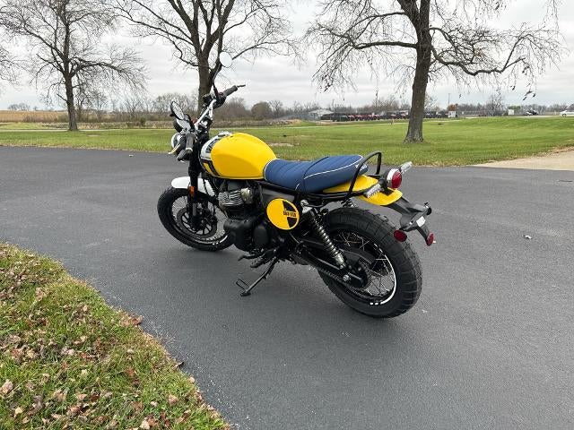 2025 Royal Enfield Bear 650 Base