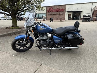 2024 Royal Enfield Super Meteor 650 Base