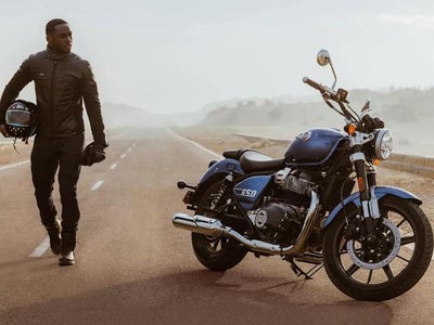 2026 Royal Enfield Super Meteor 650 Base